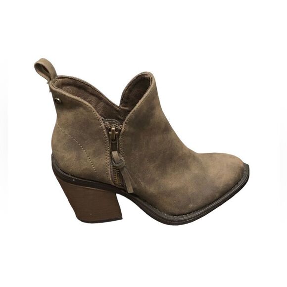 Groove Brown Ankle Boots - Picture 3 of 9